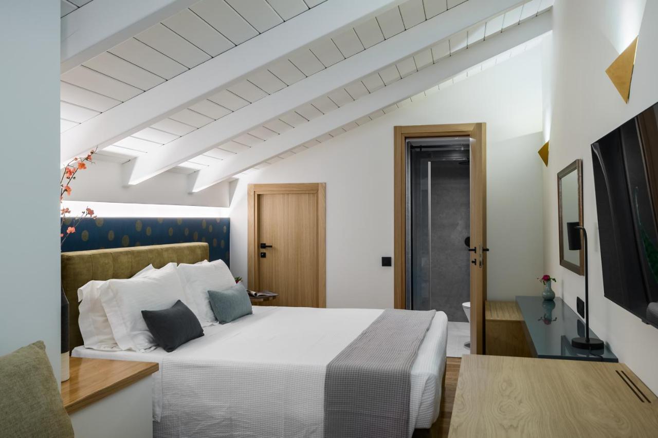 New York Luxury Suites Corfu  Экстерьер фото