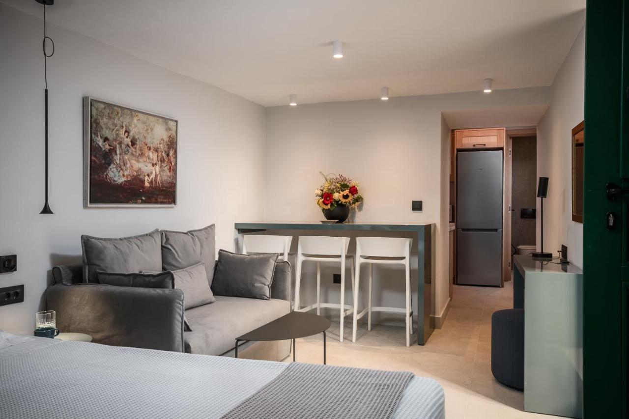 New York Luxury Suites Corfu  Экстерьер фото